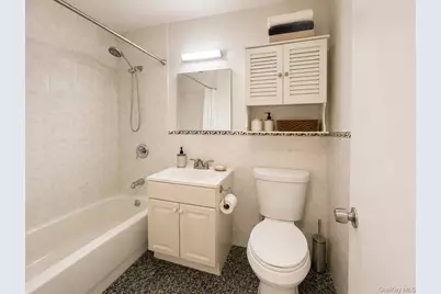 60-11 Broadway #5T, Woodside, NY 11377 - Photo 16