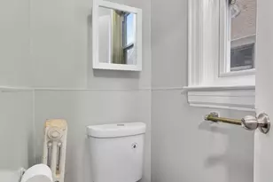 83-21 160th St, Jamaica, NY 11432 - Photo 10