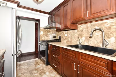 152-18 Union Turnpike #5O, Flushing, NY 11367 - Photo 8