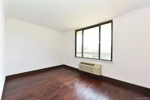 152-18 Union Tpke, Flushing, NY 11367 - Photo 14