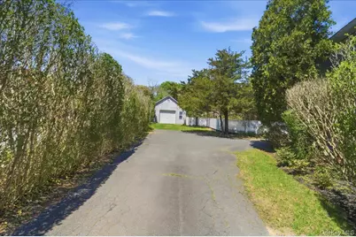 71 Montauk Highway, Quogue, NY 11959 - Photo 20