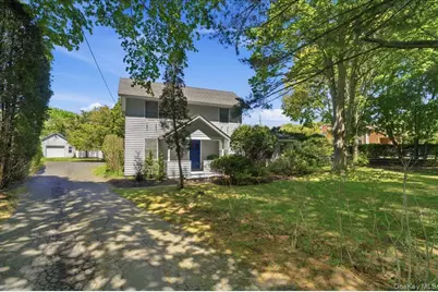 71 Montauk Highway, Quogue, NY 11959 - Photo 2