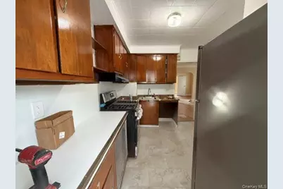 2823 Lasalle Avenue #1Fl, Bronx, NY 10461 - Photo 8