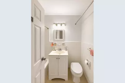 14470 41 Avenue #4, Flushing, NY 11354 - Photo 10