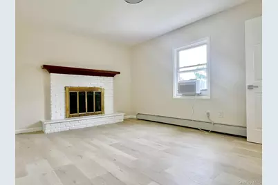 33 Cherry Lane, Carle Place, NY 11514 - Photo 2