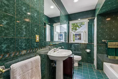 54 W Neck Road, Huntington, NY 11743 - Photo 28