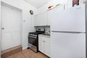 125-12 18th Ave, College Point, NY 11356 - Photo 12