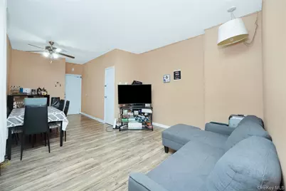 125-12 18th Avenue, College Point, NY 11356 - Photo 10