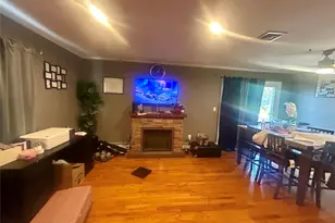 [Address not provided], Massapequa, NY 11758 - Photo 6