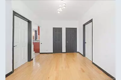 4423 Mundy Lane #2, Bronx, NY 10466 - Photo 4