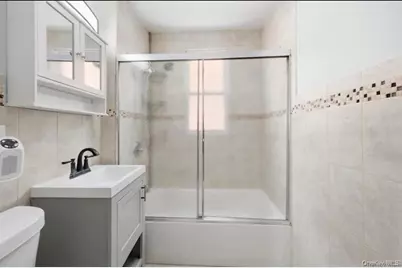4423 Mundy Lane #2, Bronx, NY 10466 - Photo 6