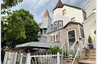 1542 Saint Lawrence Avenue, Bronx, NY 10460 - Photo 2
