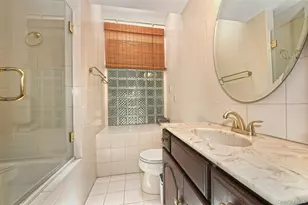 18 Homeland Dr, Huntington, NY 11743 - Photo 14