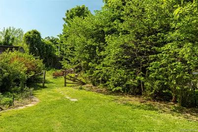 145 Gidney Avenue, Newburgh, NY 12550 - Photo 38