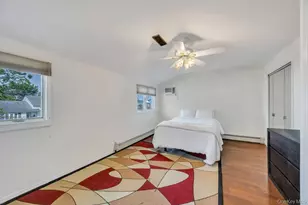 11 Edgewood Dr, Hicksville, NY 11801 - Photo 24