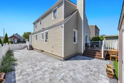 48 Liberty Avenue, Mineola, NY 11501 - Photo 28