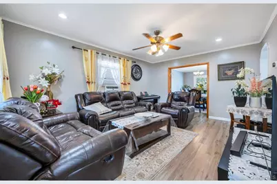 48 Liberty Avenue, Mineola, NY 11501 - Photo 8