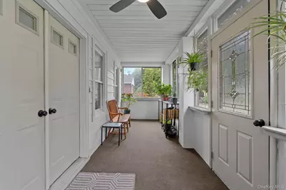 8 Beekman Street, Poughkeepsie, NY 12601 - Photo 4