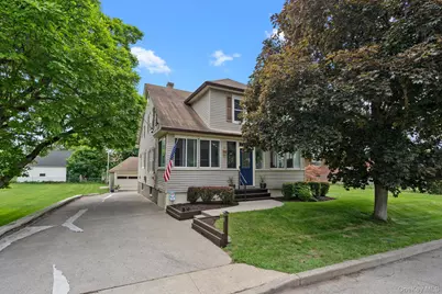 8 Beekman Street, Poughkeepsie, NY 12601 - Photo 1