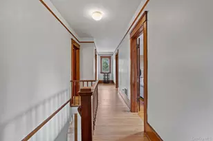 8 Beekman St, Poughkeepsie, NY 12601 - Photo 22