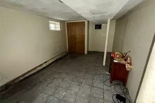 99-22 193rd St, Hollis, NY 11423 - Photo 16