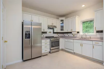 138 Foltim Way, Congers, NY 10920 - Photo 14