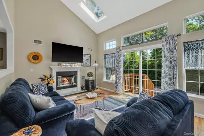 1 Queens Road, Miller Place, NY 11764 - Photo 6