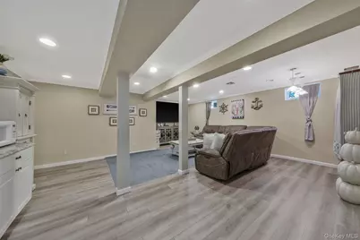 1 Queens Road, Miller Place, NY 11764 - Photo 28