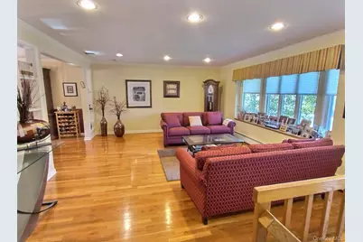 3452 Turf Road, Oceanside, NY 11572 - Photo 4