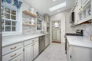 319 Oakland Beach Ave, Rye, NY 10580 - Photo 8
