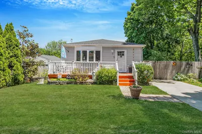 74 Huron Street, Port Jefferson Station, NY 11776 - Photo 30