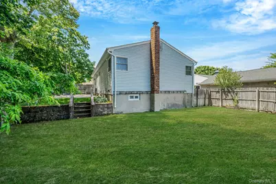 74 Huron Street, Port Jefferson Station, NY 11776 - Photo 26