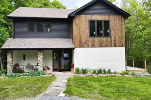 17 Gretna Hill Rd, Pleasant Valley, NY 12569 - Photo 2
