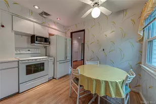 689 Bruce Dr, East Meadow, NY 11554 - Photo 14