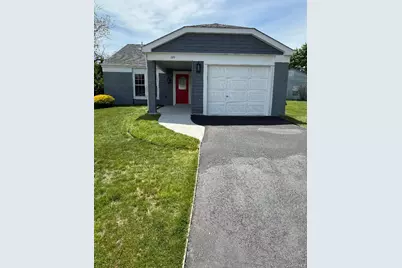 379 Larchmont Court, Ridge, NY 11961 - Photo 18