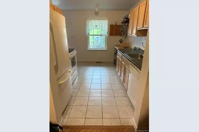 212 Hillside Lane, Ellenville, NY 12428 - Photo 8