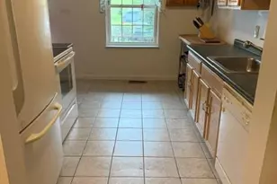212 Hillside Ln, Ellenville, NY 12428 - Photo 8