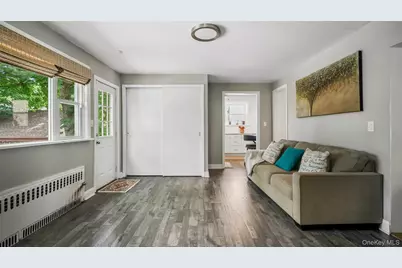 156 Forster Avenue, Fleetwood, NY 10552 - Photo 12
