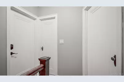 156 Forster Avenue, Fleetwood, NY 10552 - Photo 24
