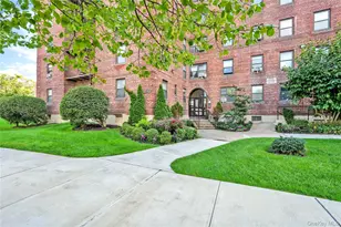 138-12 28th Rd, Flushing, NY 11354 - Photo 8