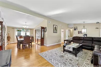 5 Shagbark Court, New City, NY 10956 - Photo 4