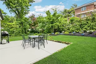22 Shorehaven Ln, Manhasset, NY 11030 - Photo 20