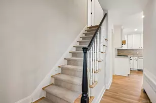 22 Shorehaven Ln, Manhasset, NY 11030 - Photo 6