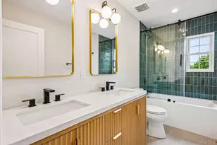 22 Shorehaven Ln, Manhasset, NY 11030 - Photo 18