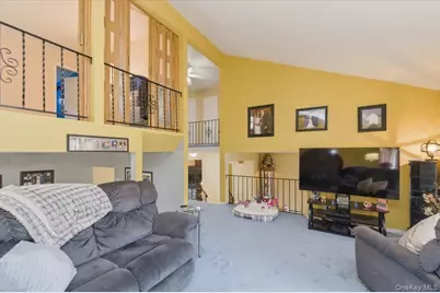 5 Spruceton Street, Brookhaven, NY 11784 - Photo 18