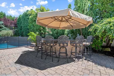 2499 Haff Avenue, Bellmore, NY 11710 - Photo 28