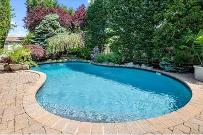 2499 Haff Avenue, Bellmore, NY 11710 - Photo 30