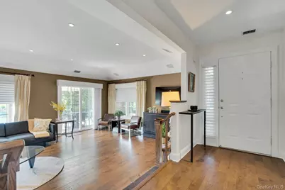 30 Lakebridge Drive S, Kings Park, NY 11754 - Photo 12
