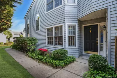 30 Lakebridge Drive S, Kings Park, NY 11754 - Photo 6