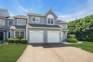 30 Lakebridge Dr S, Kings Park, NY 11754 - Photo 2